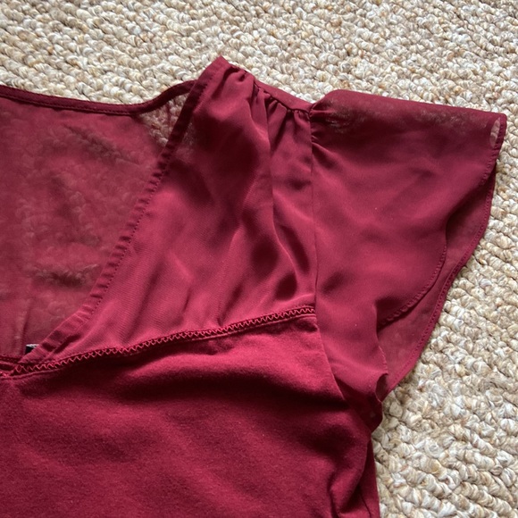 Express Deep Red Top - Picture 2 of 6